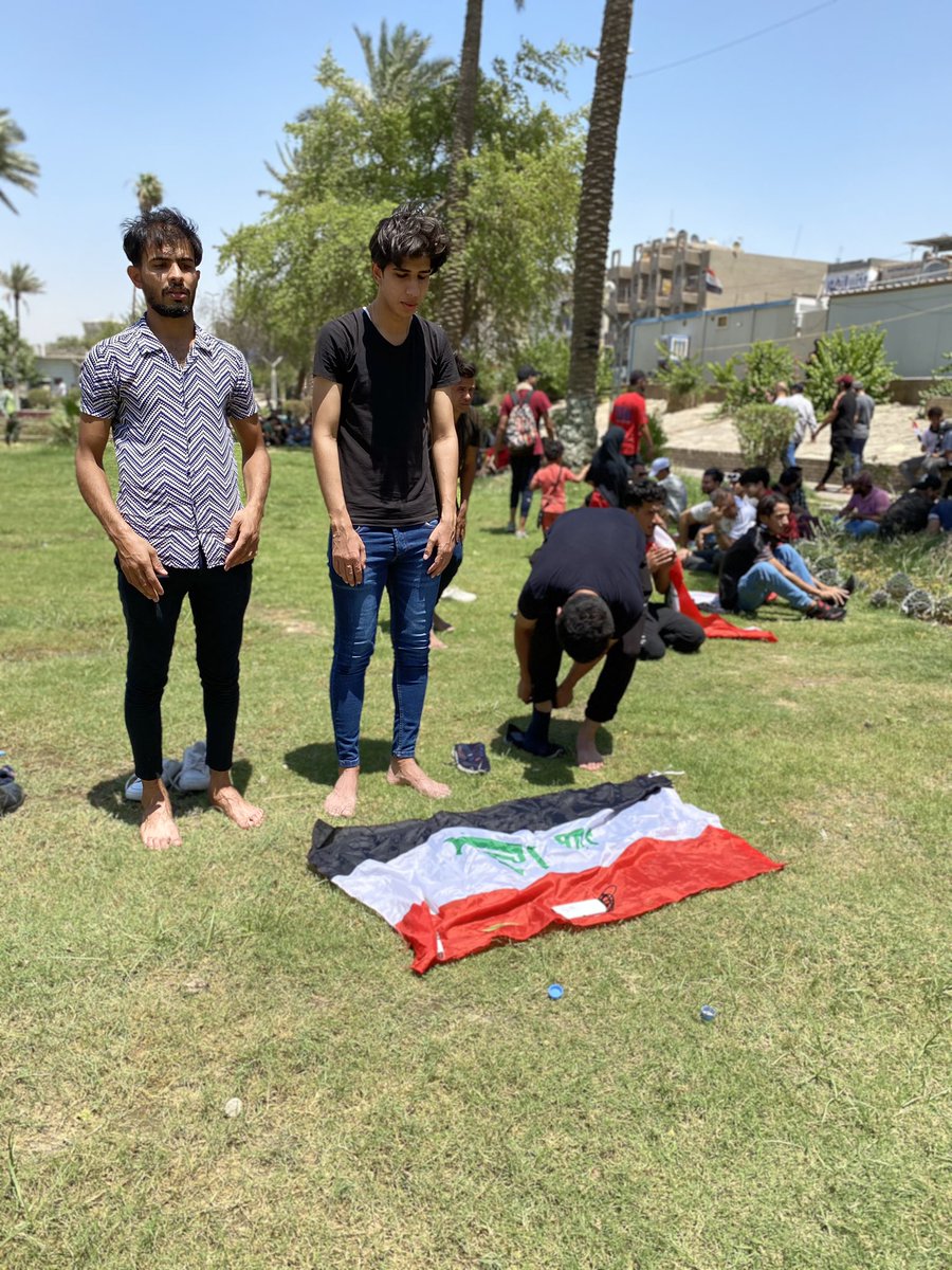 من حديقة الامة 🙏🏻💔

#العراق_ينتفض #العدلين_راجعين #٢٥_ايار_ثورة_الاحرار