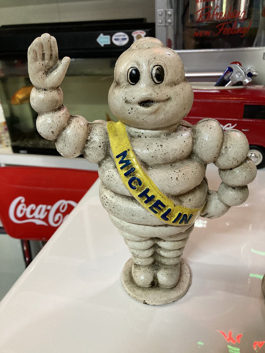 アメリカン雑貨 メトキベース 本日も商品の紹介です コインバンク 貯金箱 コインバンク Esso ミシュラン アイアン製 かなり重いです 円 限定品 アメリカン雑貨屋 三戸町 メトキベース Metokibase 明日は定休日 宜しくどーぞ