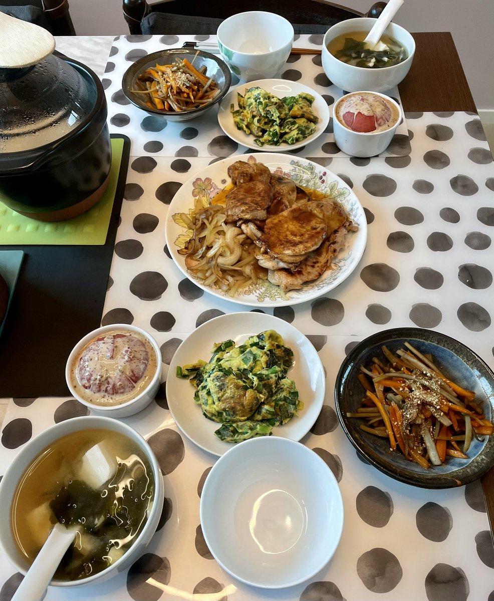 四爪 tweet media