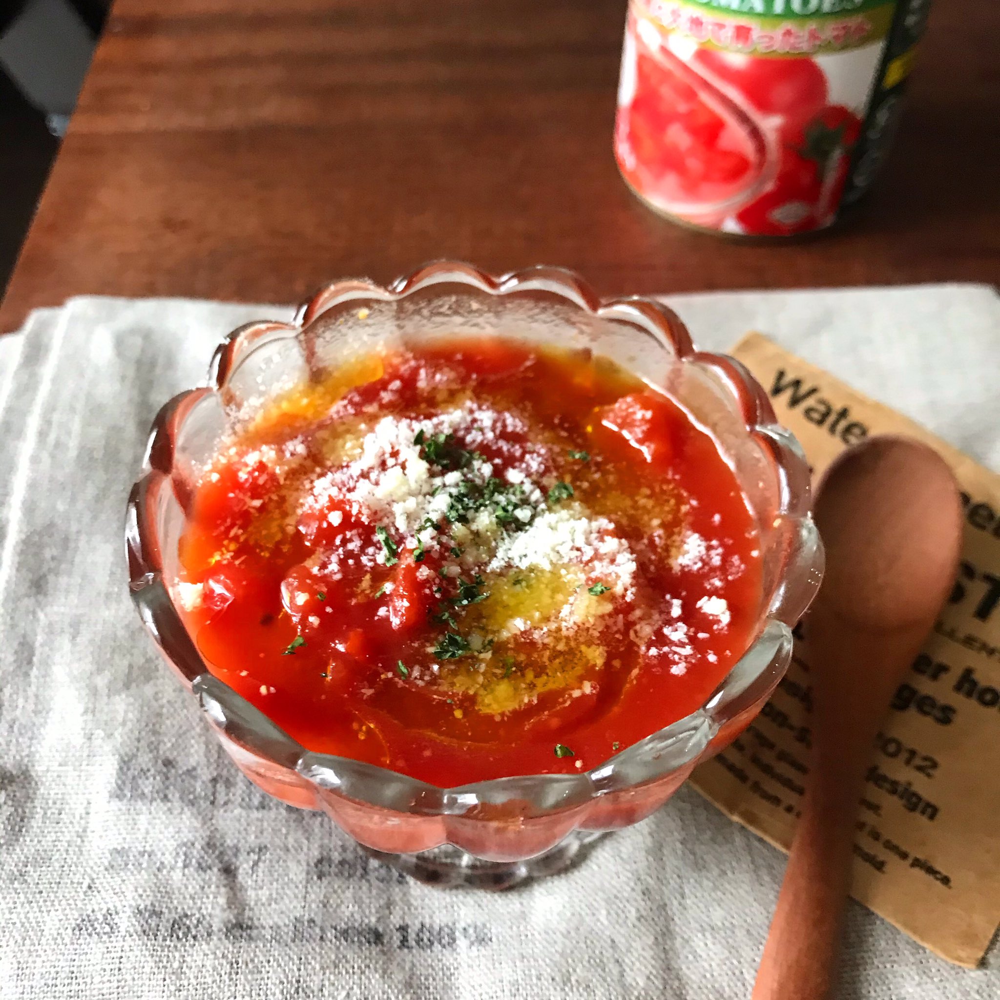 山本ゆり Syunkon レンジは600w たまに知らない方もいますが トマト缶はそのまま食べられます カットトマト に少しの砂糖と塩 好みでコンソメを加え好みの味に調え オリーブ油を回しかけ粉チーズをふれば冷製食べるトマトスープに 中途半端に余った