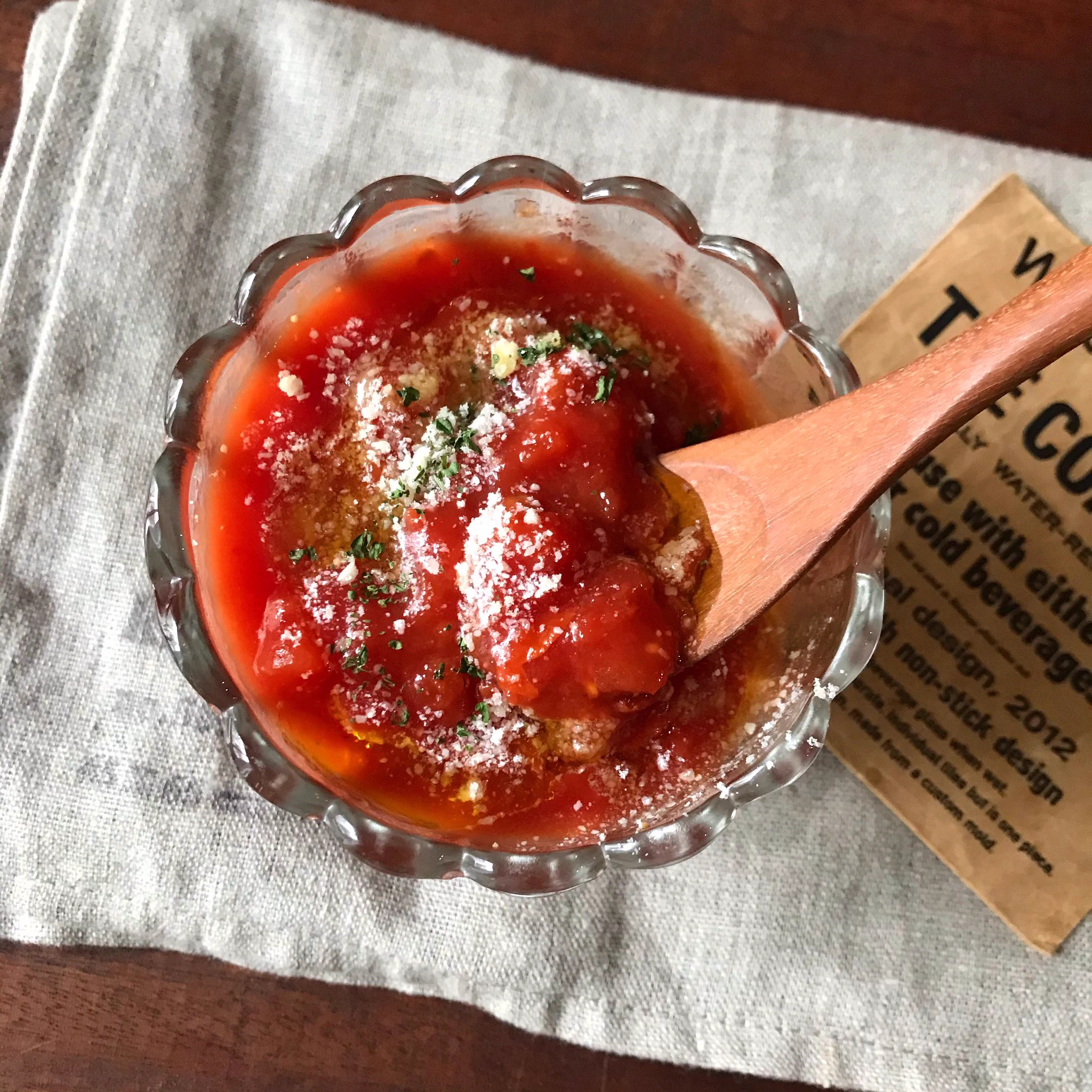 トマト缶はそのまま食べられるって知ってましたか？料理で余った時は冷製スープにすれば夏にぴったり！