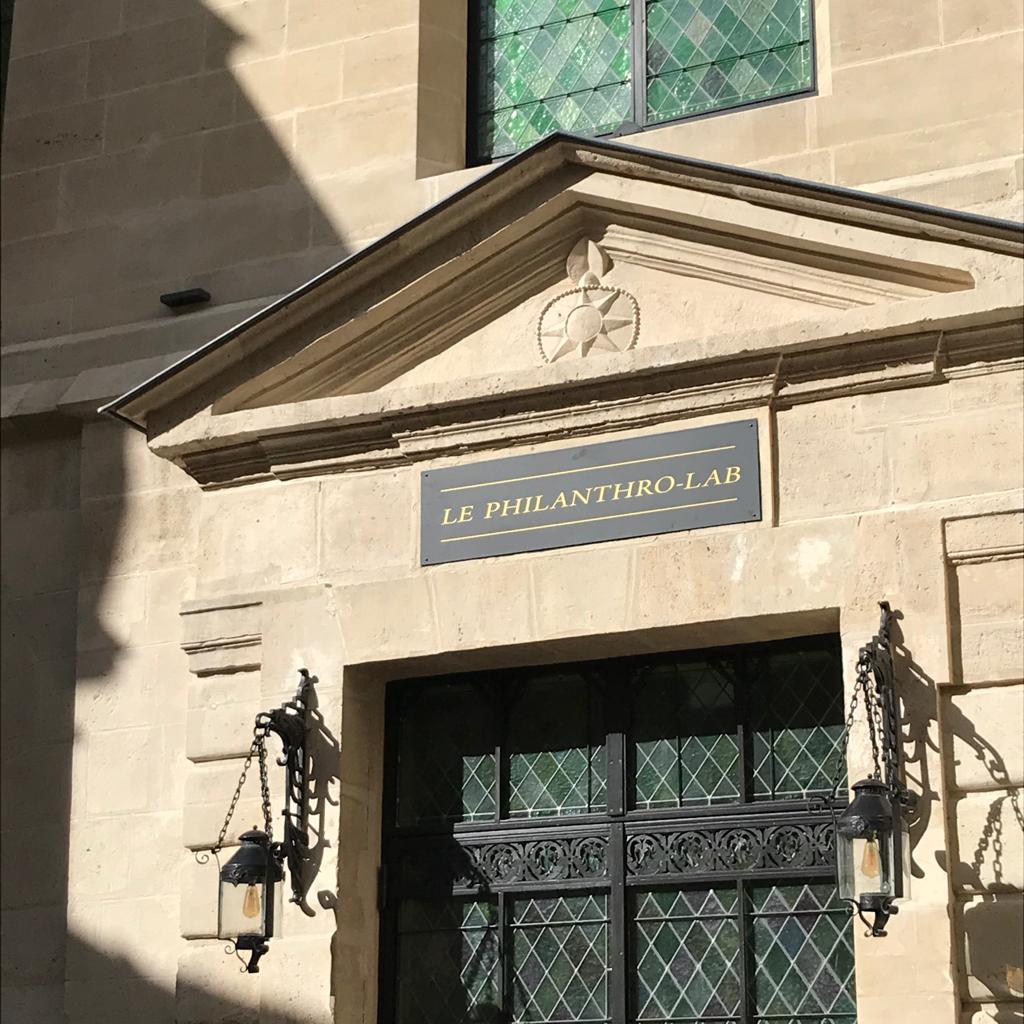 Préfecture de la région d’Île-de-France (@prefet75_idf) on Twitter photo #FranceRelance 🟢
Dans le cadre du plan #1jeune1mentor, le <a href="/Prefet75_IDF/">Préfecture de la région d’Île-de-France</a> s'est rendu ce matin avec <a href="/jmblanquer/">Jean-Michel Blanquer</a>, <a href="/Elisabeth_Borne/">Élisabeth BORNE</a>, <a href="/ThibautGuilluy/">Thibaut Guilluy</a> et <a href="/sarahelhairy/">Sarah EL HAÏRY</a> au <a href="/LePhilanthroLab/">Le Philanthro-Lab</a> pour participer au premier comité interministériel du Mentorat 🤝 #FranceRelance 🟢
Dans le cadre du plan #1jeune1mentor, le <a href="/Prefet75_IDF/">Préfecture de la région d’Île-de-France</a> s'est rendu ce matin avec <a href="/jmblanquer/">Jean-Michel Blanquer</a>, <a href="/Elisabeth_Borne/">Élisabeth BORNE</a>, <a href="/ThibautGuilluy/">Thibaut Guilluy</a> et <a href="/sarahelhairy/">Sarah EL HAÏRY</a> au <a href="/LePhilanthroLab/">Le Philanthro-Lab</a> pour participer au premier comité interministériel du Mentorat 🤝