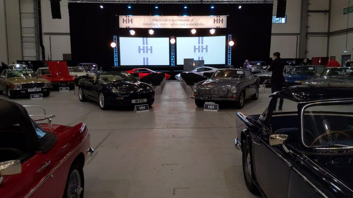 Matt is back at H and H classic's auction event today. Its so good to have events back! #novumav #handhclassics #classiccar #clasiccarauction #classiccarevent #carevent #avevent #staging #avevent #eventproduction #eventsareback