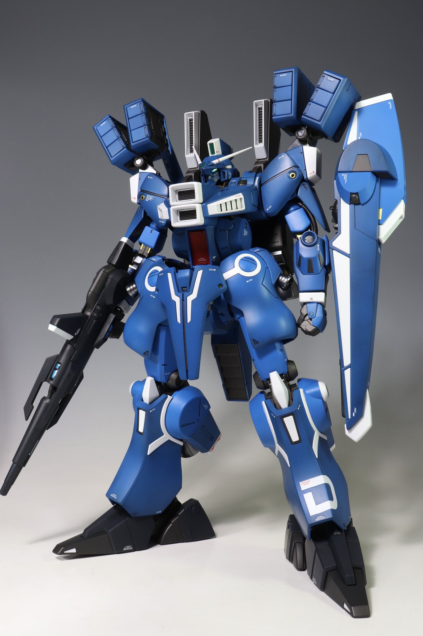 デンデロ Mg ガンダムmk V 完成しました 青を自分好みの感じにしつつ 細かい配色やマーキングはロボ魂やバトオペ2でのモデルを参考にしてます めちゃくちゃキットの出来良くて超満足 T Co Gllq2d3sny Twitter