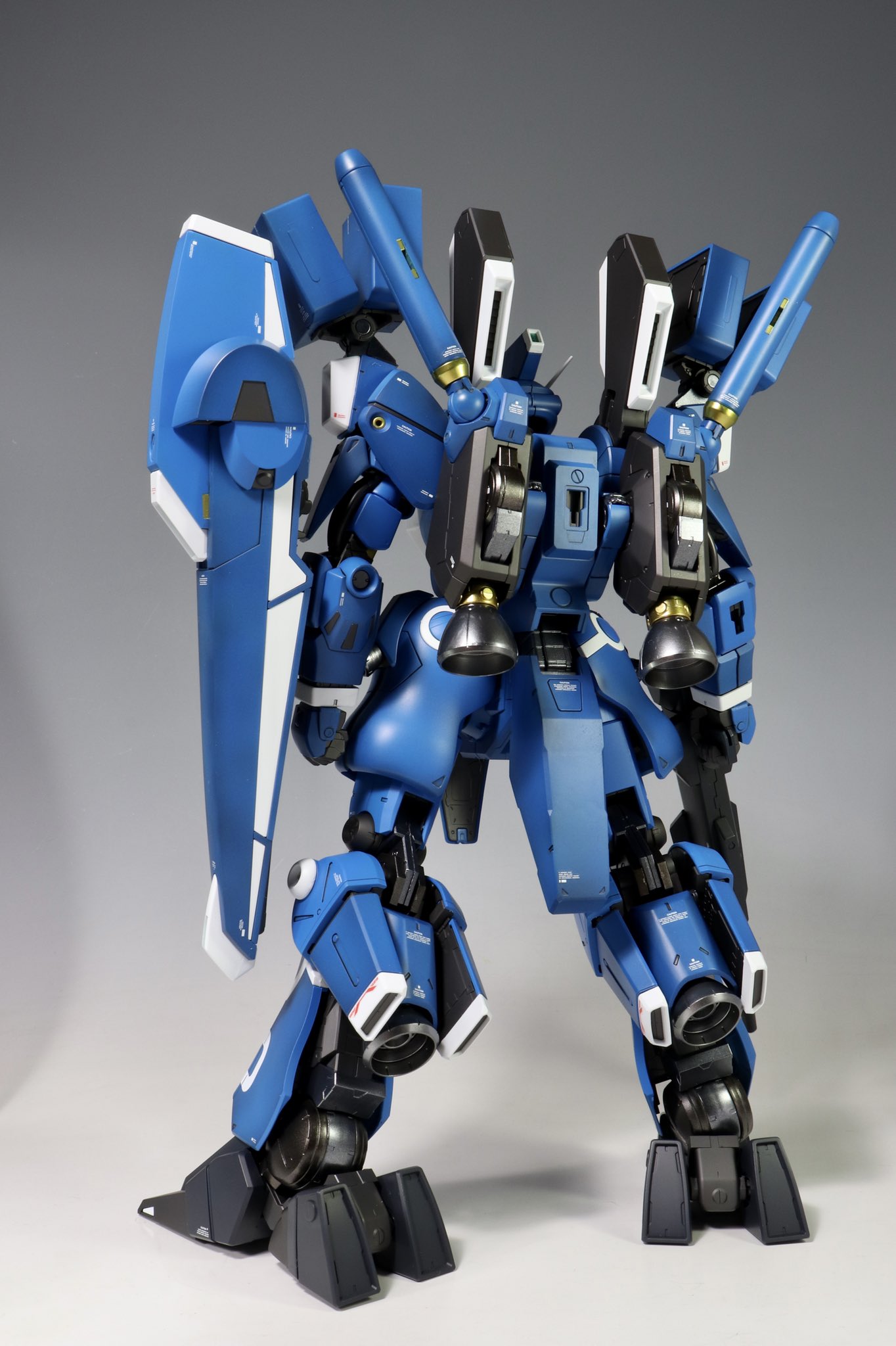 デンデロ Mg ガンダムmk V 完成しました 青を自分好みの感じにしつつ 細かい配色やマーキングはロボ魂やバトオペ2でのモデルを参考にしてます めちゃくちゃキットの出来良くて超満足 T Co Gllq2d3sny Twitter