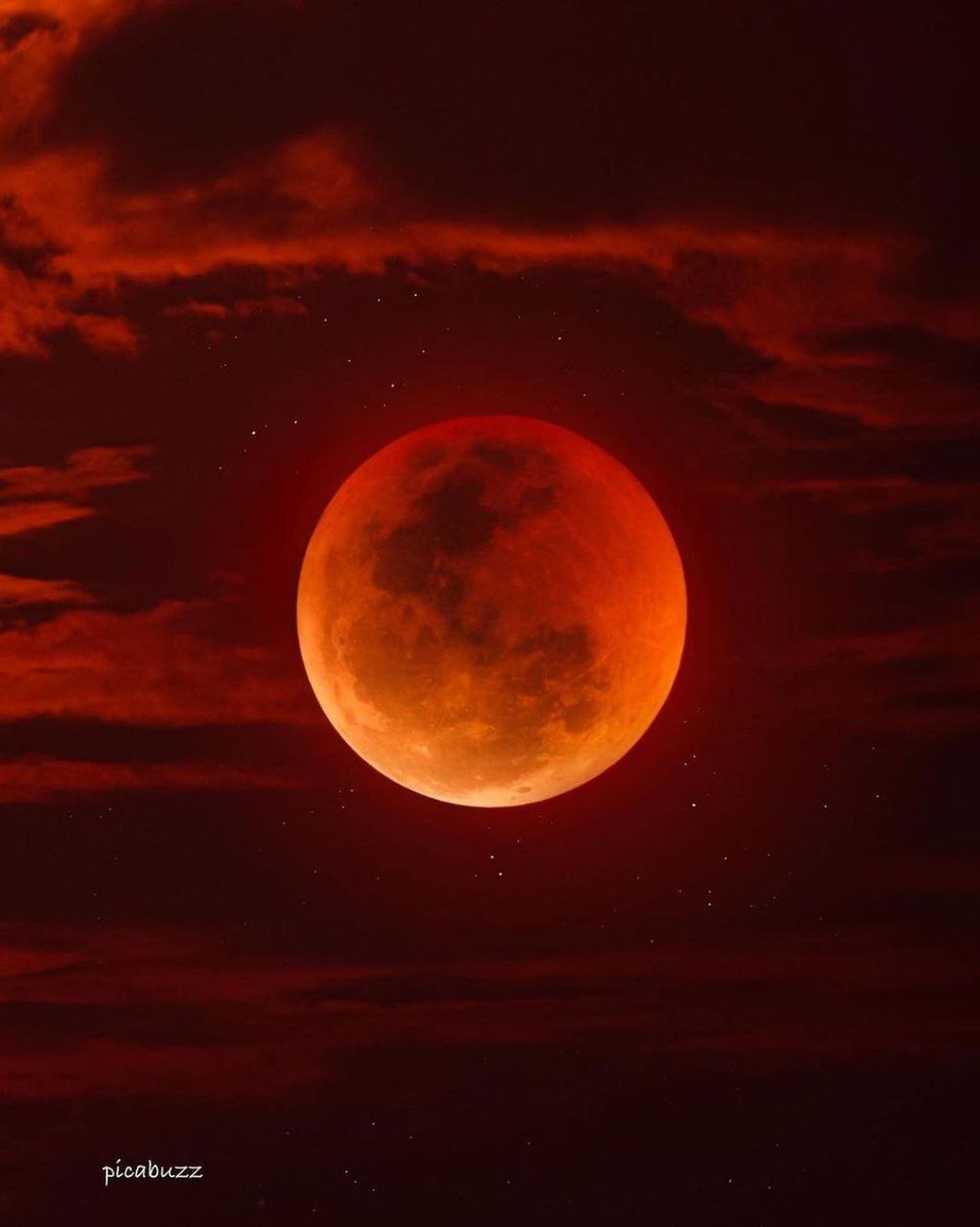 The next blood moon will happen on May 26, 2021, during the total lunar eclipse 🌑