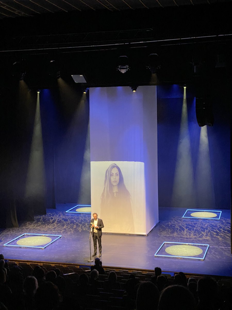 Heidi Austlid (@austlid) on Twitter photo Gratulerer med #bjørnsonprisen <a href="/Saraoomarr/">Sara Omar ️</a> - du er en av de modigste og viktigste forfatterne vi har <a href="/madsnygaa/">Mads Nygaard</a> <a href="/Aschehoug/">Aschehoug litteratur</a> <a href="/Litteraturfest/">Litteraturfestivalen</a> <a href="/DnF_publisher/">Forleggerforeningen</a> Gratulerer med #bjørnsonprisen <a href="/Saraoomarr/">Sara Omar ️</a> - du er en av de modigste og viktigste forfatterne vi har <a href="/madsnygaa/">Mads Nygaard</a> <a href="/Aschehoug/">Aschehoug litteratur</a> <a href="/Litteraturfest/">Litteraturfestivalen</a> <a href="/DnF_publisher/">Forleggerforeningen</a>