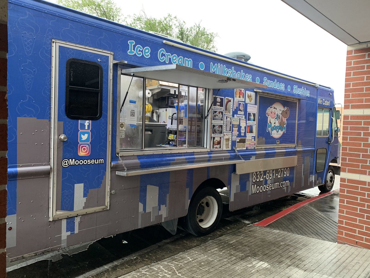 Mrs. Rodriguez tweet media