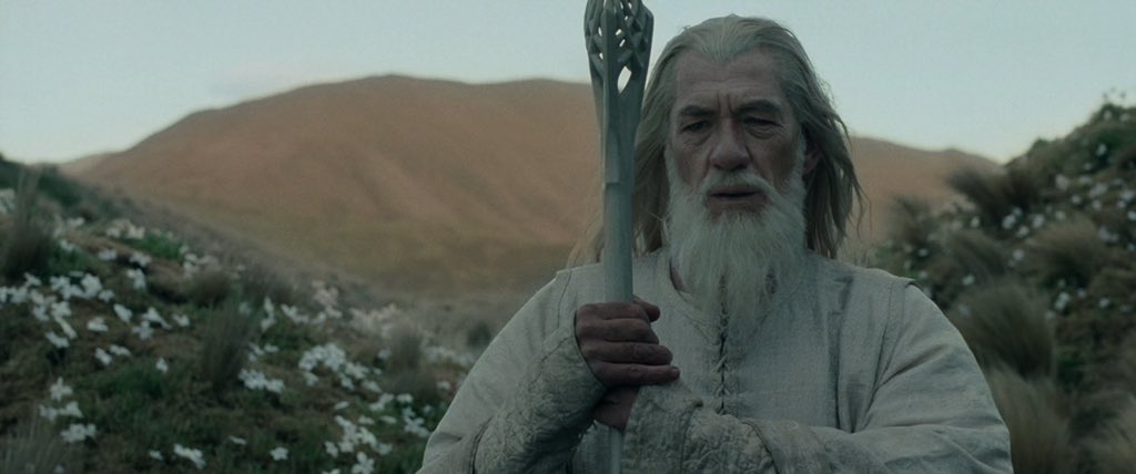 MiddleShots's tweet photo. Happy Birthday to the wandering Wizard, the great Sir Ian McKellen! https://t.co/qc7AhjU6Xn