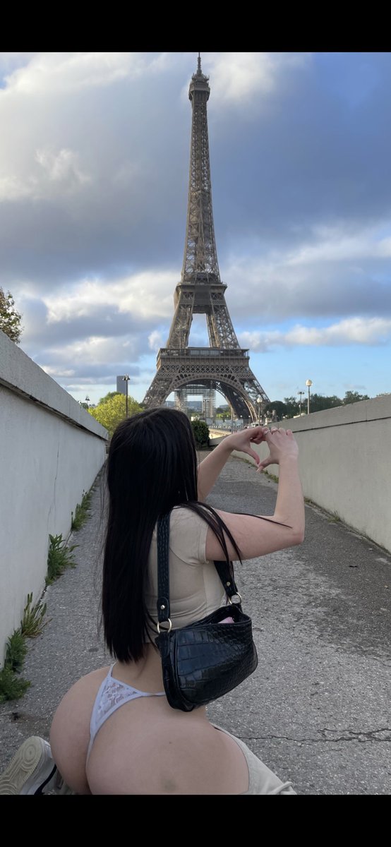 lorie_dmn's tweet photo. Petit tour à paris aujourd’hui et vous ? https://t.co/GoENMsaoqh