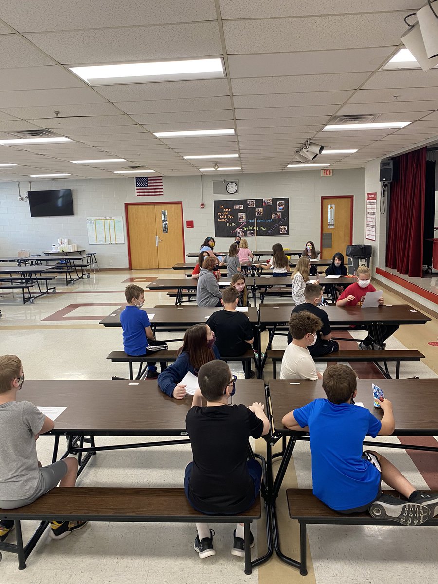 MrsWenker's tweet photo. So excited to celebrate the end of this school year with our online 5th grade students &amp; for them to get a chance to see GMS where they are heading next year!  #warriorup @GoshenLocal https://t.co/cztcj3ovch