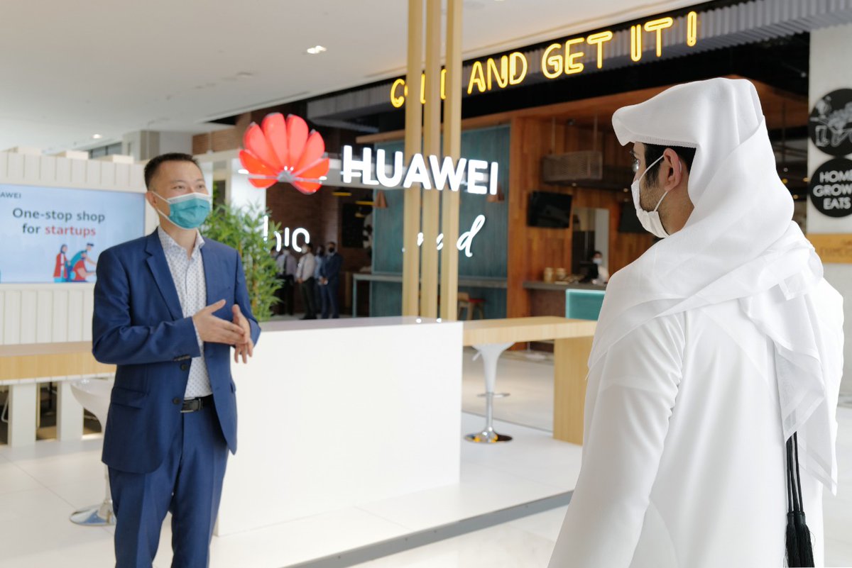 MaktoumMohammed's tweet photo. Today, we inaugurated the DIFC Innovation Hub Center, a platform to explore the future of financial services. It comprises of more than 350 companies specializing in innovation &amp;financial technology. We also approved the expansion of the center by 400%following its recent success https://t.co/1D55smn5fH