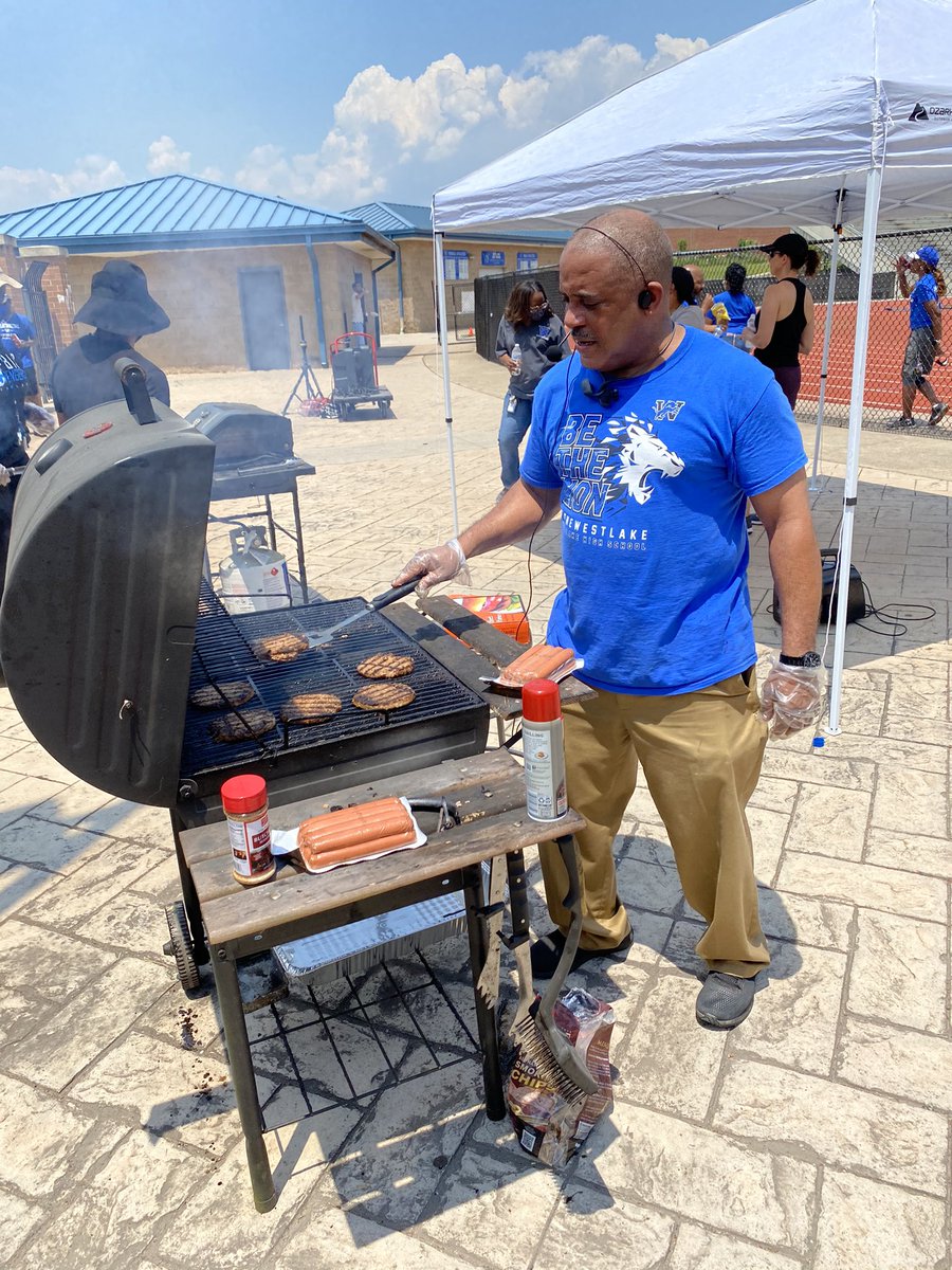 DrTALarry's tweet photo. Happening now! Westlake field day!! Despite it ALL...we will celebrate and have a good time!! #endoftheyear #pbisevent https://t.co/tkEnxqOT5d