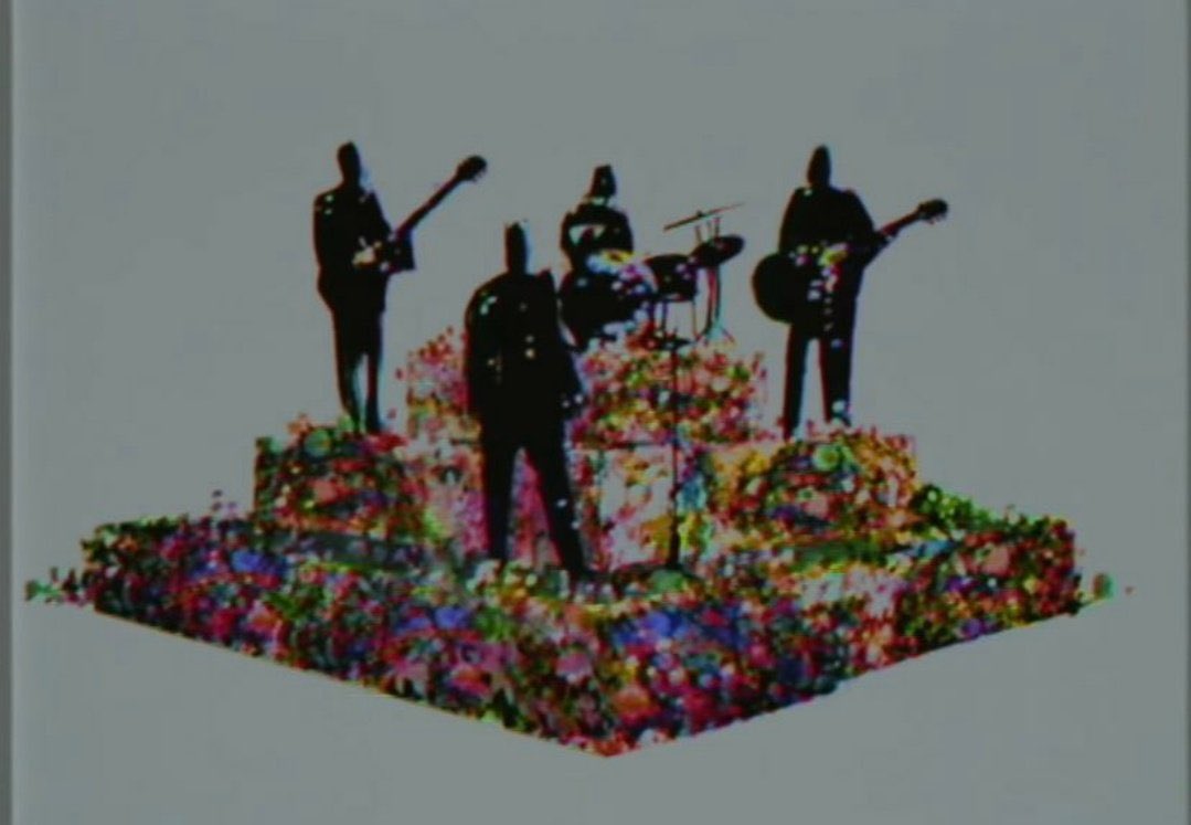clipofsos's tweet photo. thinking about how gorgeous the wildflower music video was supposed to be https://t.co/p1ZENl9Cqk