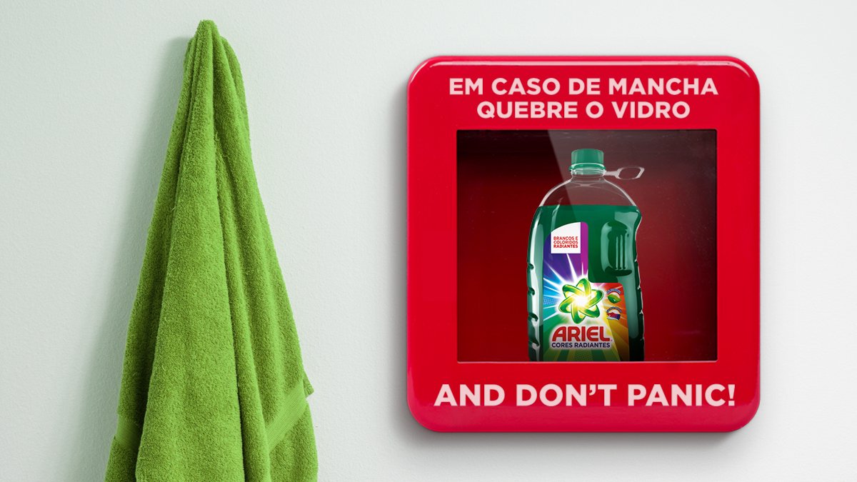 Mochileiro, manchou a toalha?! Don’t Panic!!! Ariel Liquido te ajuda! #DiadaToalha #DiadoOrgulhoNerd #TimeAriel