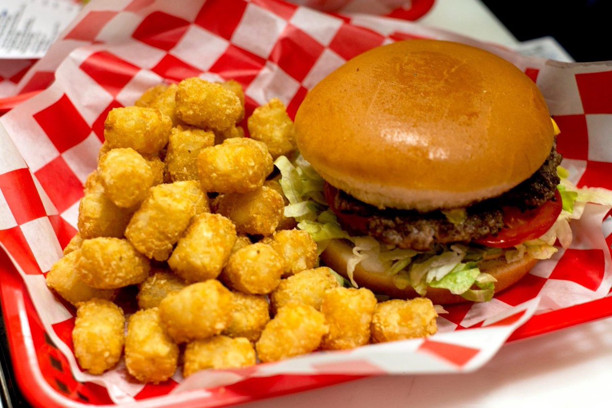 btimemachine's tweet photo. Since we are back in business, today is another beautiful day to have your Burger fix here at #BurgerTime in #Denton. 😁 We've got more than one kind, so choose whatever you preferred for the day. 🍔 Don't worry cuz' all of our Burgers are served with sides. 😃 https://t.co/Fgyn2CL8PX