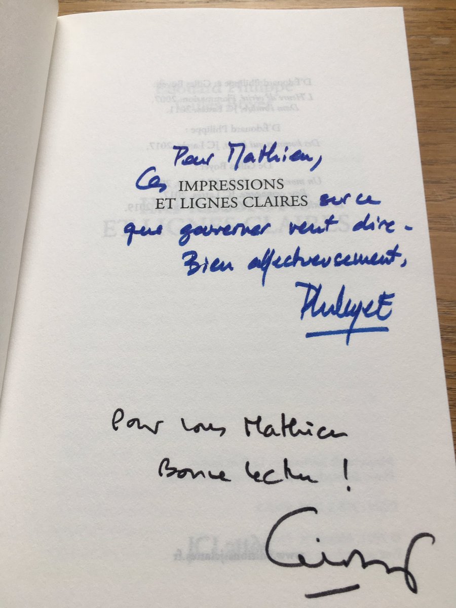 M_Lagasse's tweet image. Dédicace d’@EPhilippe_LH et de @GillesBoyer à la médiathèque de #Reims pour leur nouveau livre. Un moment privilégié en présence d’@ArnaudRobinet avant d’entamer la lecture de ces précieuses analyses, écrites par deux acteurs majeurs de la vie #politique française actuelle.