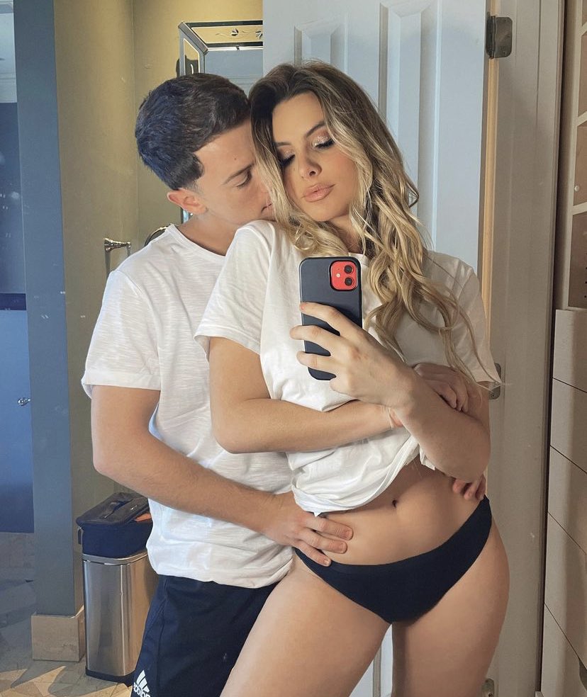 GuaynaaDaily's tweet photo. 🤍 @lelepons vía Instagram Post. https://t.co/LYzYvFAAtG