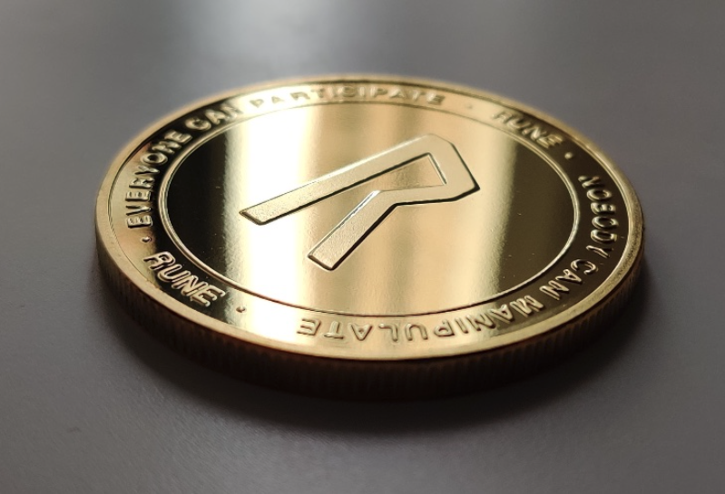 mehowbrainz's tweet photo. SAY IT BACK! #RAISETHECAPS 

Add liquidity via @ASGARDEX @VANAHEIMEX @THORSwap ⚡️

Retweet to get a chance to win a super rare OG $RUNE gold coin! 

Will be drawn as soon as caps get filled ⬆️ https://t.co/PiIkZ9hB23