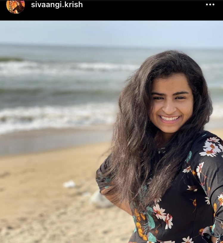 zaarahhhhhh's tweet photo. Okay ellam polam😭💜

Caption uh paarunga da dei!
#HBDSivaangiMaa https://t.co/NeGw3TjglG