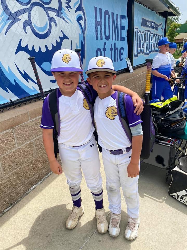 2030JaxBears's tweet photo. Great weekend at SportsForce in Sandusky with the young guys. We worked hard and played hard. Love seeing teammates become friends and friends become family. And all because of the shared love of a child’s game. #401k #thefuture https://t.co/ooRigOK6ZJ