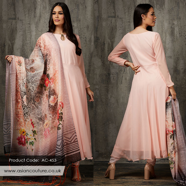 This peach colour suit gives you a decent yet class look, perfect for your special occasions. 
Shop online : asiancouture.co.uk/ready-made-Sui…

#WeddingDay #indianweddingstyle
#Desiweddinggown #maxi