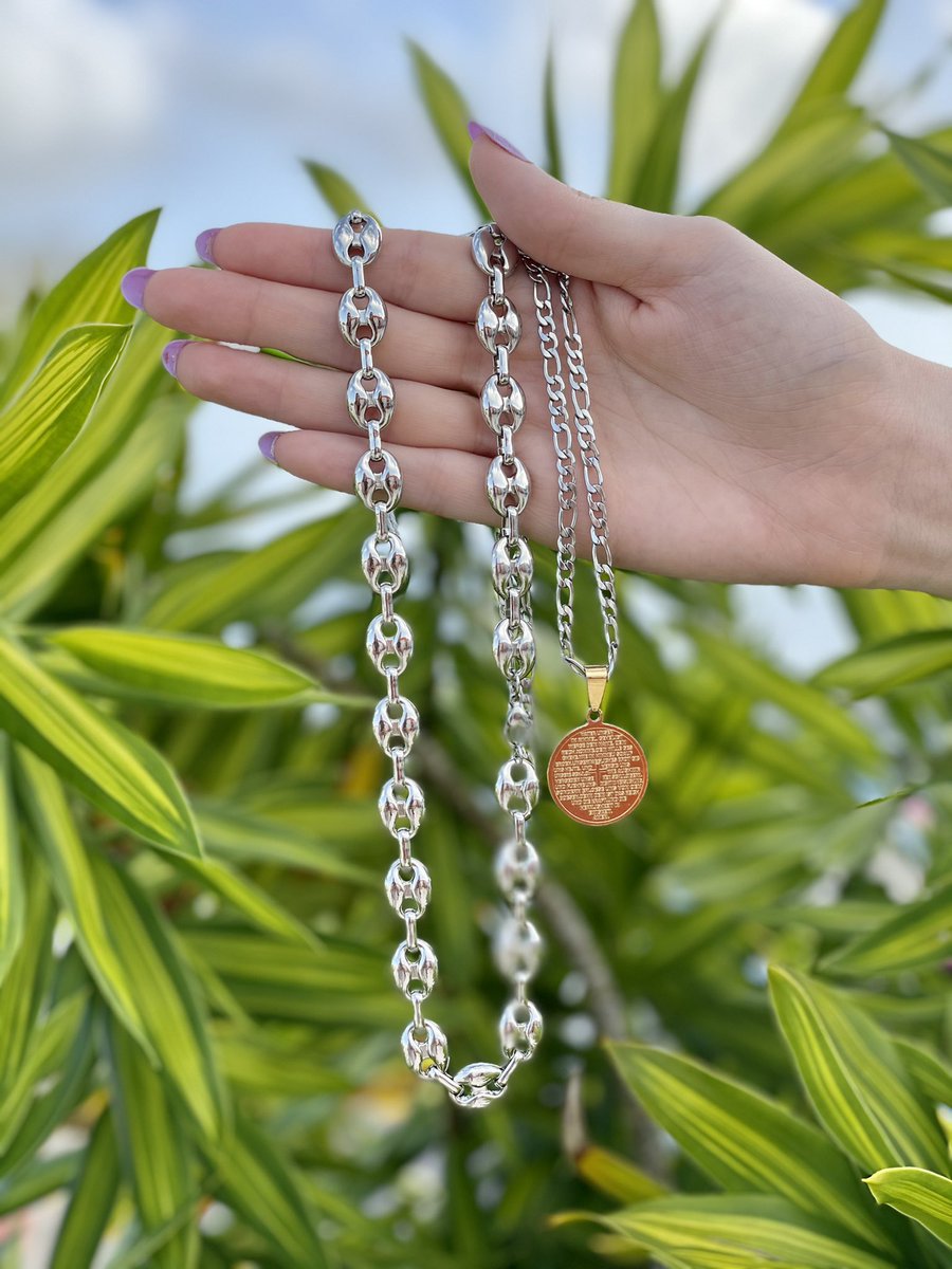 masarijewelry's tweet photo. Que este verano no te pillen sin MASARI. 😼😸
Recuerda que tenemos envío gratis en órdenes de $30 o más.
•
•
•
•
#masarijewelry #guzzu #summergirl #puertorico #comerciolocal #compralocal #apoyalocal #jewelryaddict https://t.co/NbcKb6BokS