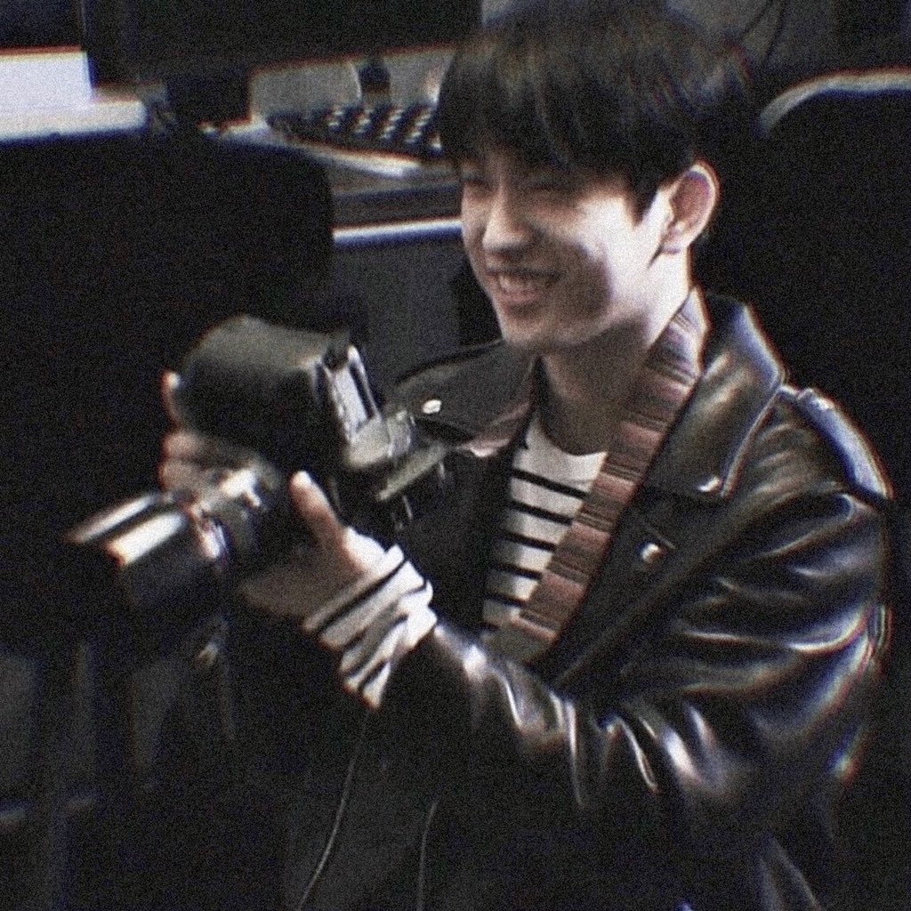 gwaajuen's tweet photo. ยิ้มหน่อยค่ะคนเก่ง

(=^ ‧̫ ^=) https://t.co/Q5BLEgOvdl