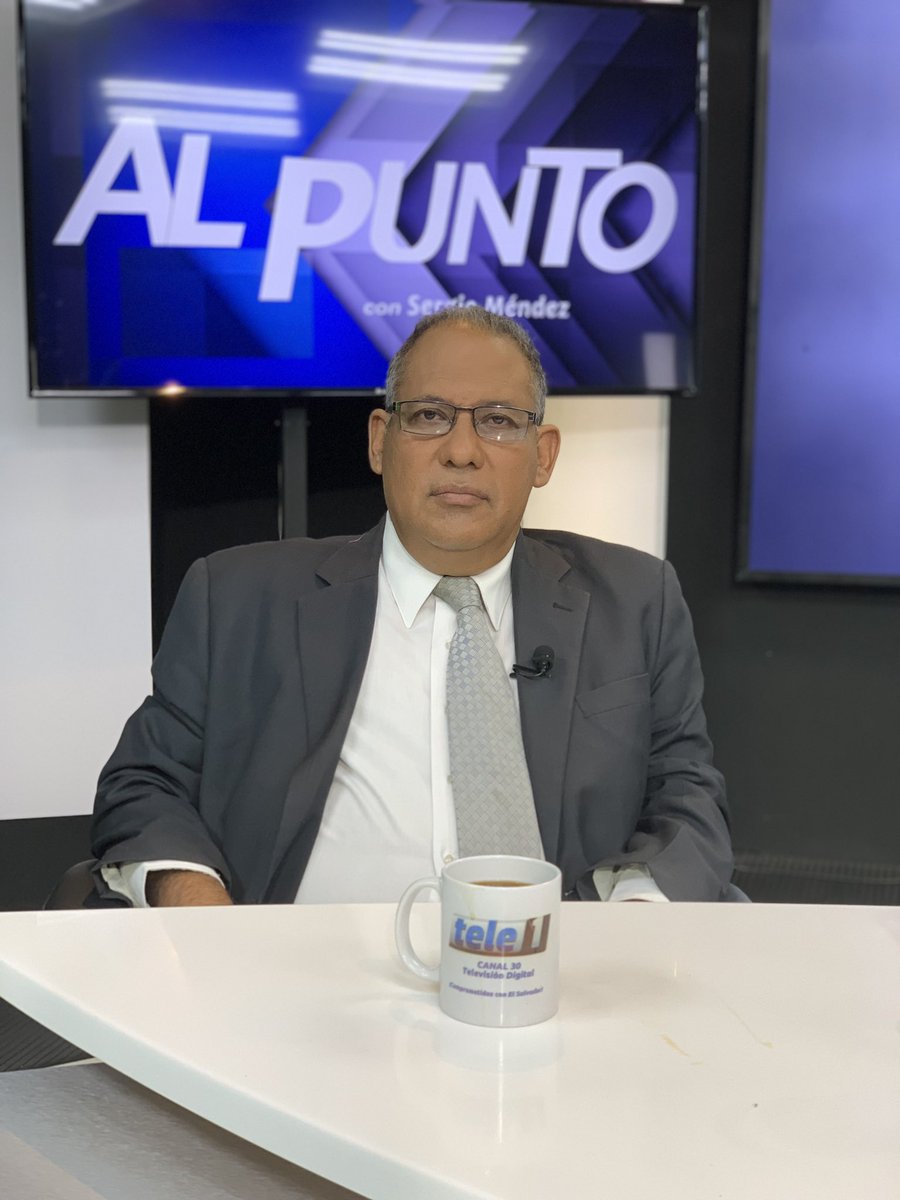 tele1sv's tweet photo. Sergio Méndez con Invitado Lic. Fernán Camilo Álvarez. @AlPuntoConSM https://t.co/x6MJLOUQBF