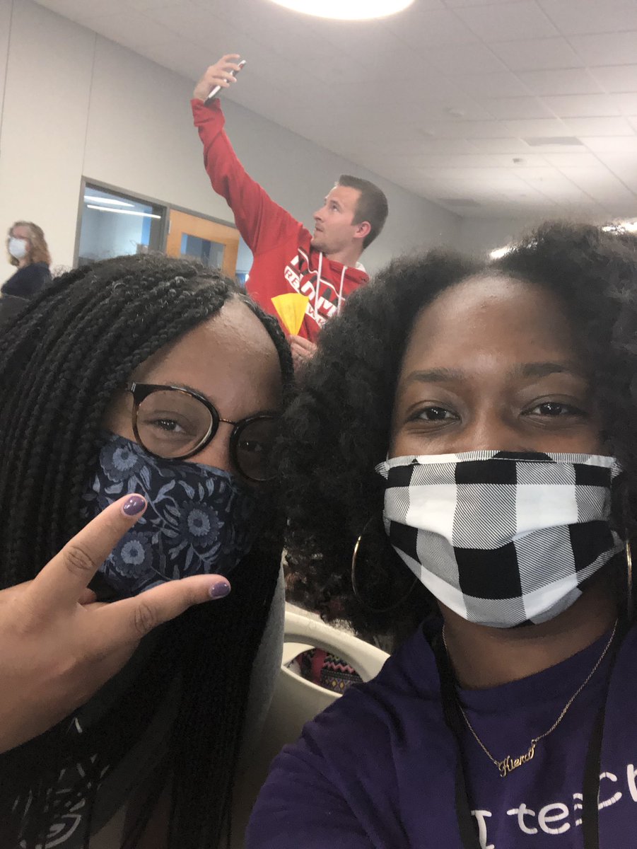 Miss Harris tweet media