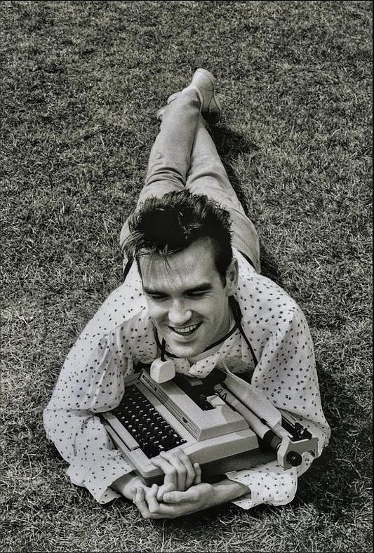 mozpicsdaily's tweet photo. morrissey and his typewriter by tom sheehan https://t.co/a7tj64AnGG