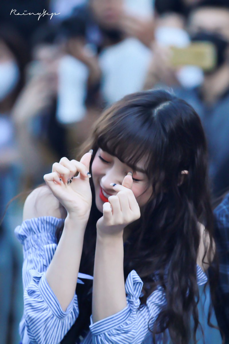 SHS_0527's tweet photo. 2018년의 #우기 #송우기 #YUQI

스윗스윗👧🏻 https://t.co/ezilvBgkUG