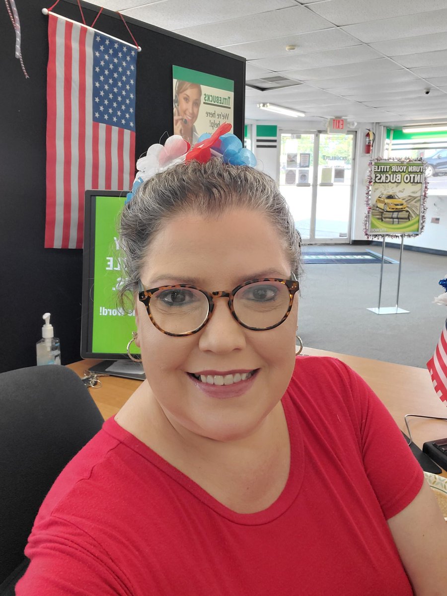 LauraBrockmann3's tweet photo. Day 2✅! Spread the RED! Showing love and support from the TMX family for all those deployed. Thank you all for your sacrifices and service! @eubanks_vincent @BruceCantrell6 @TMXCompanies #D33PROJECTRED #TMXProjectServe @USMC @USArmy @USNavy @USMC
https://t.co/ig9hVRu0zT https://t.co/Dm3mKQI2ci