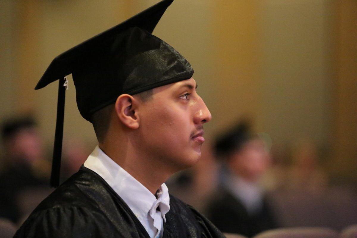 PoudreSchools's tweet photo. Congrats to our Opportunities Unlimited graduate students from Poudre High School (@impalatweets). 🎉

#PSDproud #PSDgrads #Classof2021 https://t.co/0lt97UKAJo