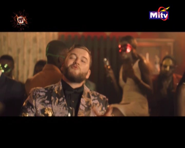 tola_toolz's tweet photo. #Hitbanger with @OmotolaniAkotun Np: Aye Dun Gan by @Oyiborebel on @MiTVLagos dstv255 https://t.co/4OoJxb6acR