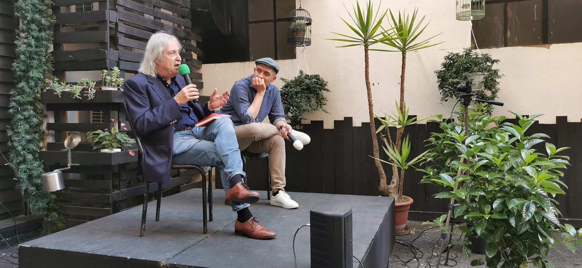 NManuppelli's tweet photo. Io e Enrico (Vanzina) torniamo a parlare del mio e del suo libro questo giovedì a Piacenza alle 18.30 a Palazzo Ghizzoni ospitati dalla Libreria Pagine

@giulioperrone
@harpercollinsIT 
#EnricoVanzina
#ninomanfredi 
 #giulioperroneditore #ARomaConNinoManfredi #passaggididogana https://t.co/YnGGiVXRKk