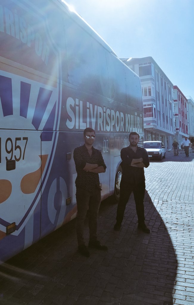 Gülümsemediği, hayata neşeyle bakmadığı tek fotoğraf yok. Mertimi, güleryüzlümü bizden koparanlar, ömürleri boyunca gülmesin. Hem bu dünyada hem öbür dünyada bitmeyen acılar yaşasın. Katiller müebbet alsın #mertcankayaicinadalet