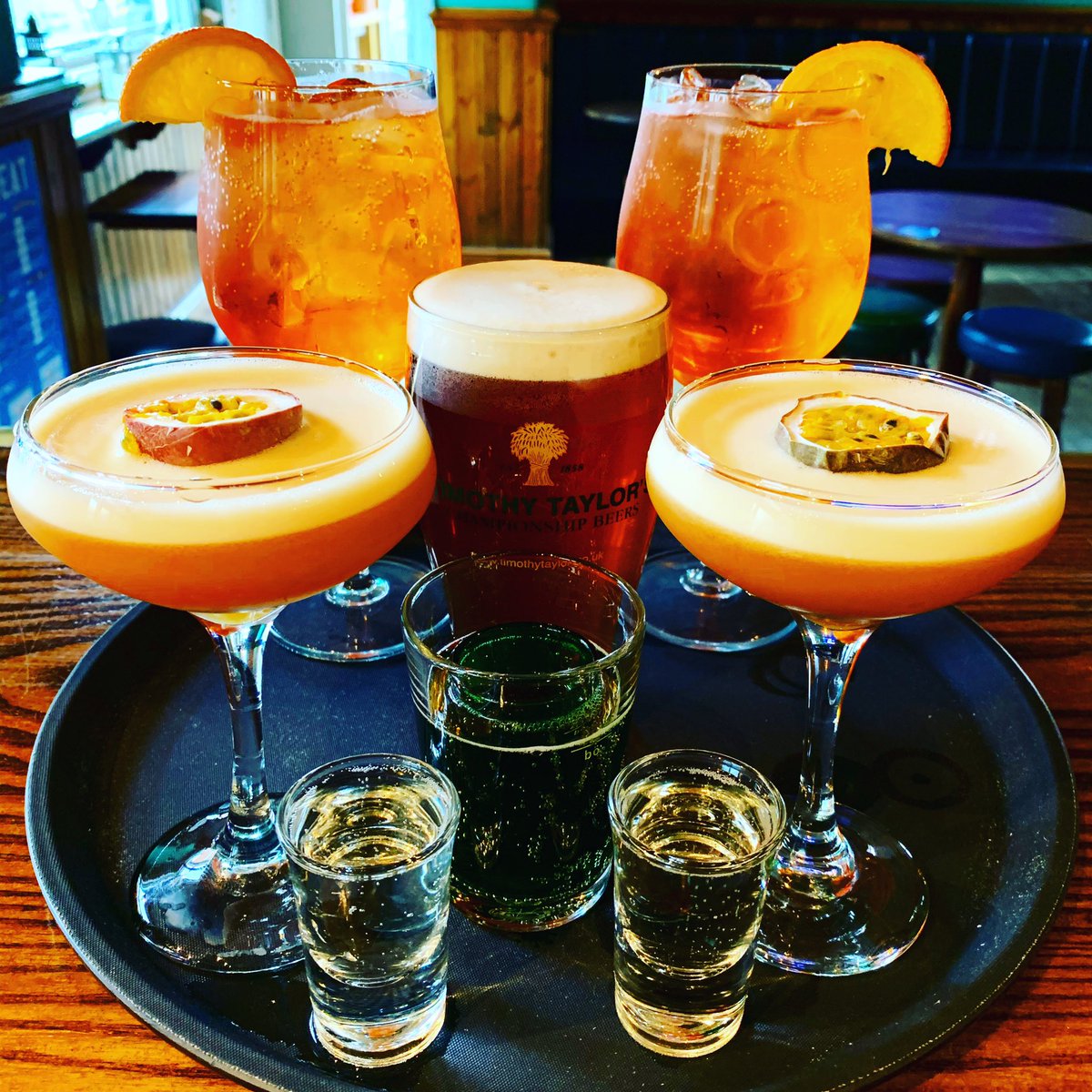 Can’t decide what to have? Why not have everything🍻🍸🍹

#Beech #BeechLife