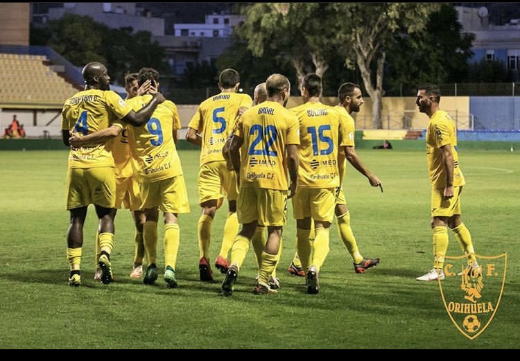 por supuesto la afición del club que siempre me ha apoyado !!  Te quiero !!  ¡Espero que nos encontremos de nuevo!  mi corazón es un poco amarillo y azul para siempre  💛💙💛💙💛💙 2/2