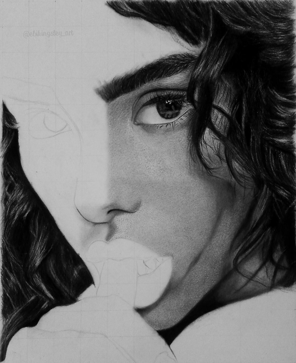 Kabere_1's tweet photo. I just completed this portrait. 💕

Charcoal and graphite on paper.
37.5" x 46.2"  

Please RT.. Thank you ☺ https://t.co/m4jvw2y9sd