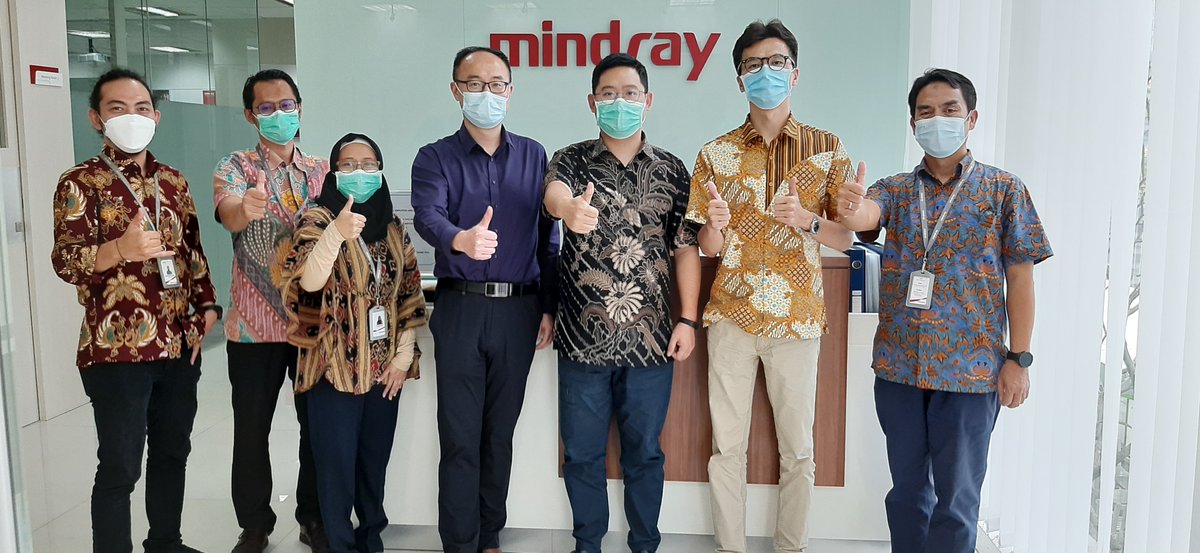 wangjili's tweet photo. Great team in Jakarta! https://t.co/6XXqiOvOB5