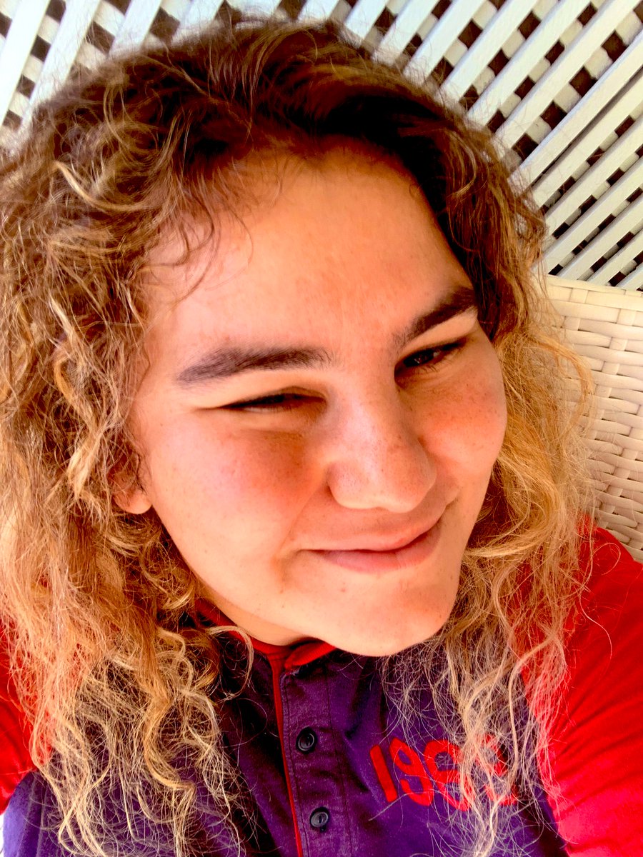 ecedorsay's tweet photo. New Hair. Aylar sonra kuafor. 🌻🌻 #sunspirit #ecedorsay #25may2021 https://t.co/LM3YjkKYPo