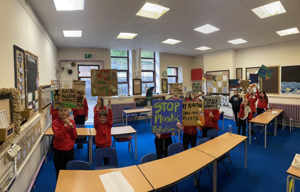 KSmith_CHL's tweet photo. We’re ready to take a stand against plastic pollution in our oceans tomorrow! We are #CHLPlasticHeroes @KidsVplastic https://t.co/jLenaxJSoX