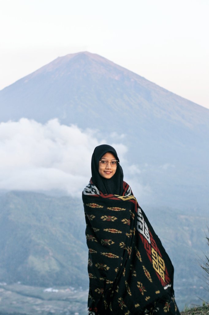 BaliSantri's tweet photo. Kenalin gaysss dari bali
#mutualan #mutualanyuk #MutualanAjaDuluSiapaTauJodoh #mutualanig @hallo_merli https://t.co/a5qp2YaHko