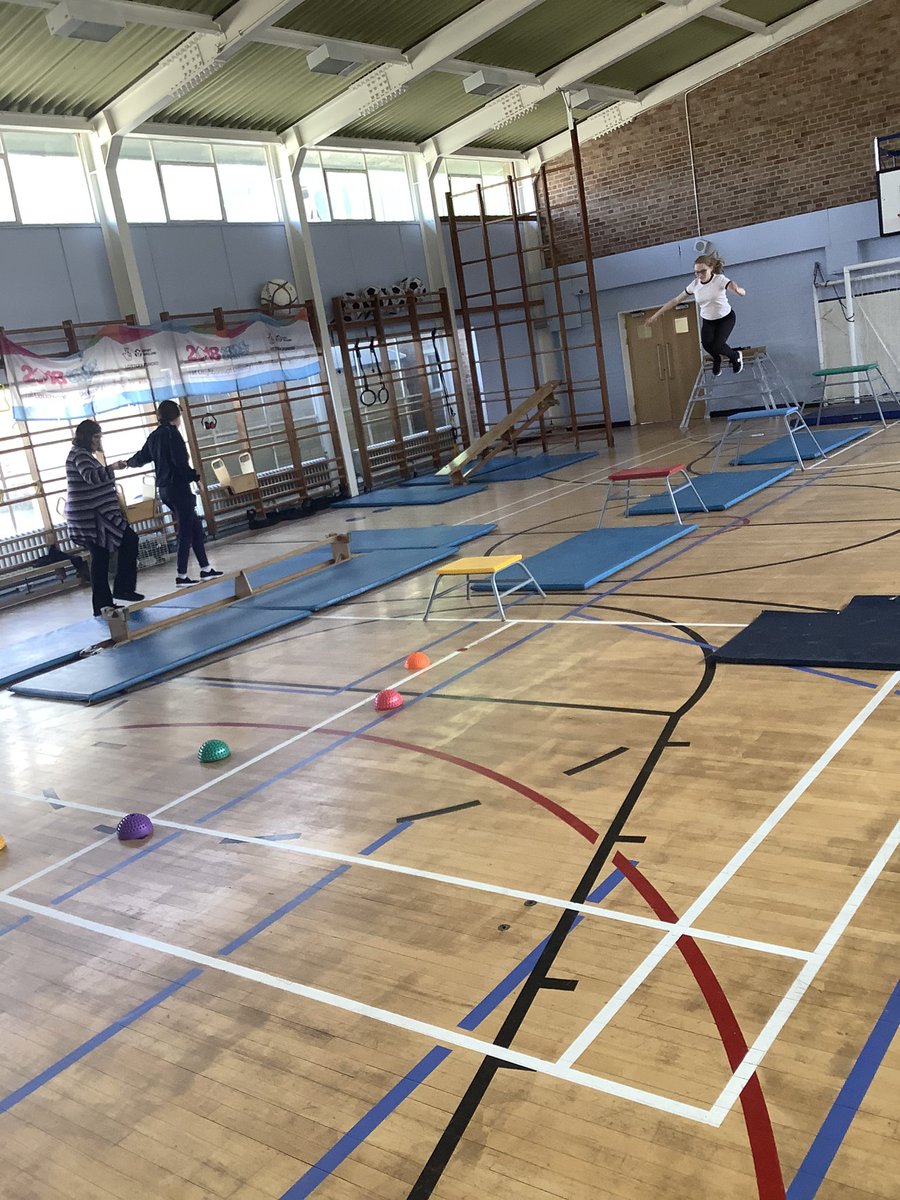 PE_ClareSSC's tweet photo. Mrs Grayson’s Year 7 PE group had lots of fun in gymnastics today. Jumping, sliding, under and over apparatus. Fantastic effort and trying lots of new things. #selfbelief #determination #Resilience #mypb  #sendsport @ClareMountSSC @JonLead @WirralSG https://t.co/iht569TbqA
