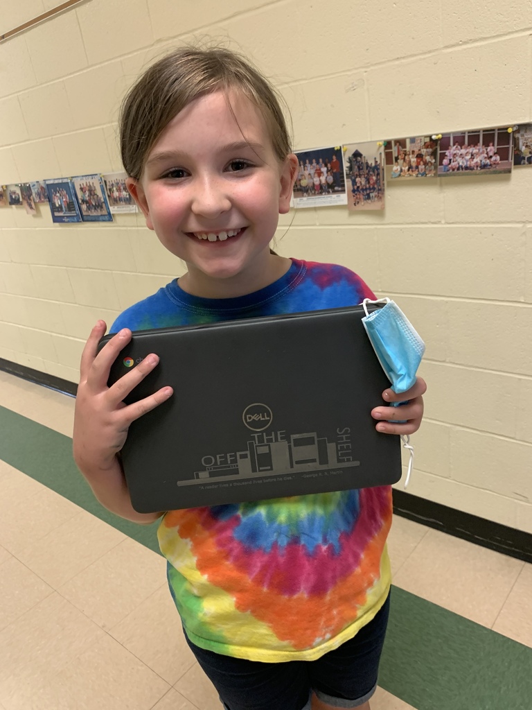 SheridanSES's tweet photo. Hayden Donaldson, 2nd grade student at Sheridan Elementary School, took home the TOP prize for Off the Shelf and completing Book Journeys during the school year! #lovelearngrow https://t.co/ppfdgyIg1Z