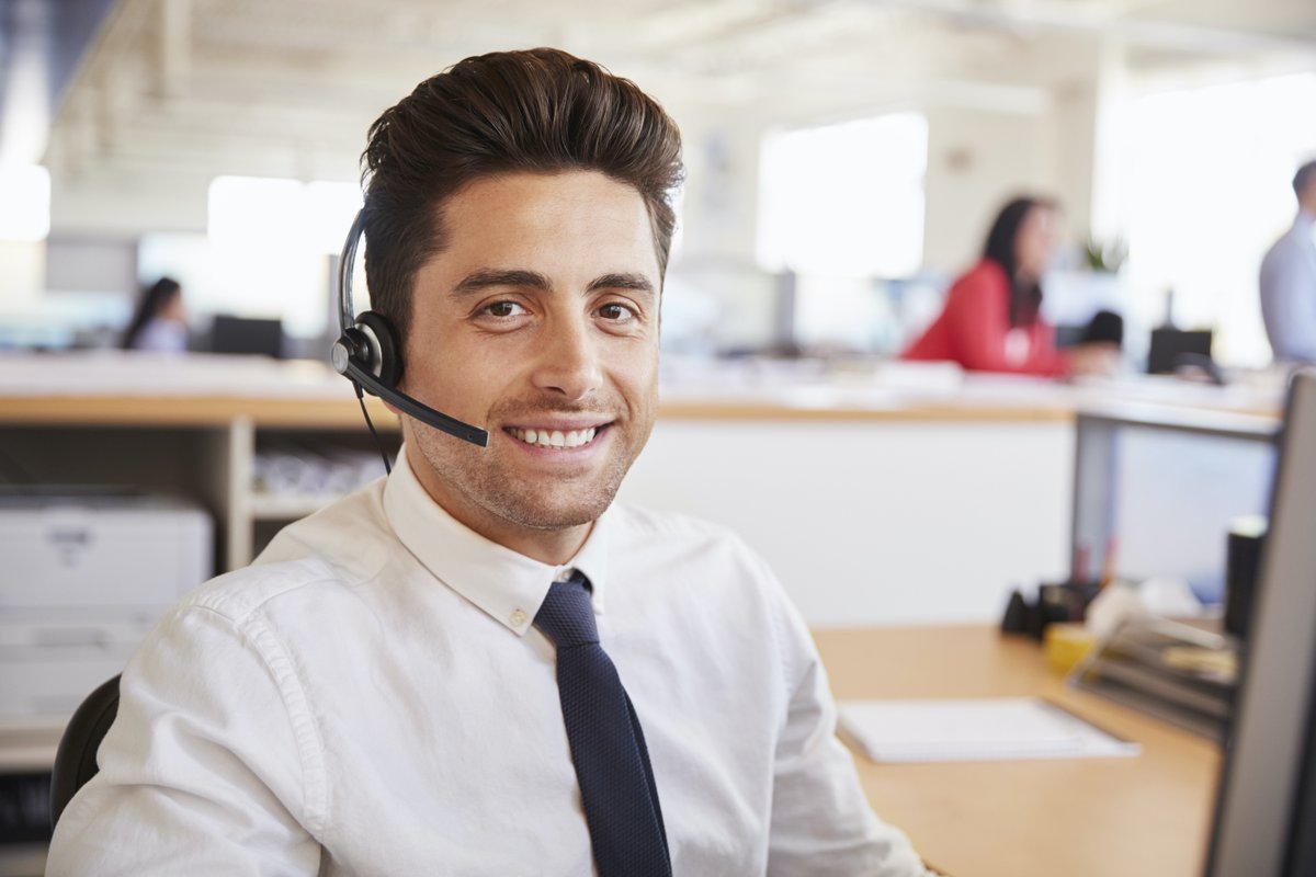 Educ8_Wales's tweet photo. Do you know someone aged 16-24 who’s looking to charge up their career?

@TargetGroupLtd are offering 13 Customer Service apprenticeships, on a starting salary of £14,000 with a guaranteed permanent job at the end!

Get the lowdown here: https://t.co/8YfrMznWNK https://t.co/4j04be1bq5