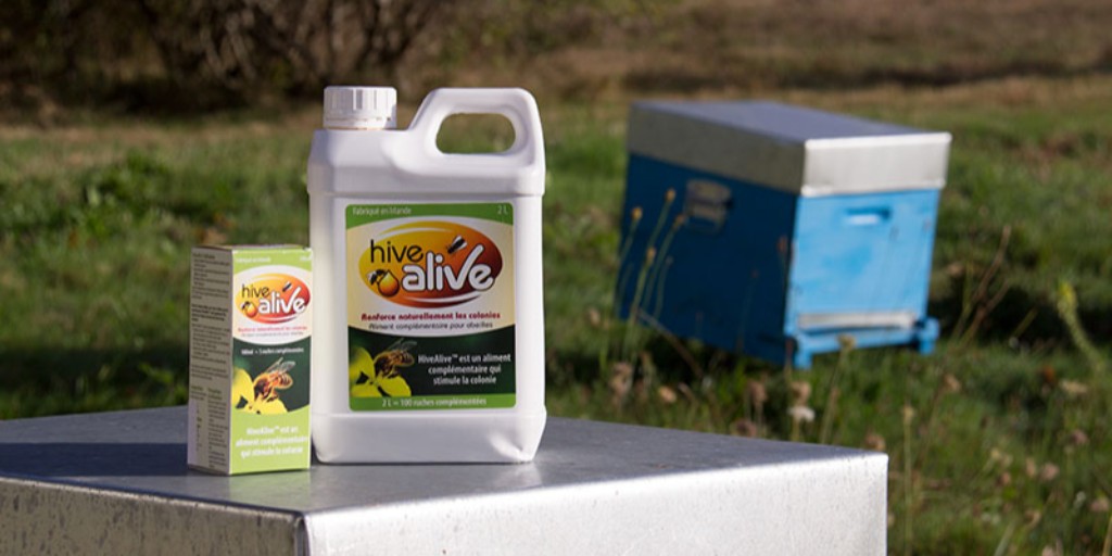Hive Alive ™ is a feed supplement that combines natural bio-active ingredients! This promotes intestinal well-being and improved colony strength! 
 
Save up to 19% on Hive Alive ™ for a limited time: ow.ly/ocZK50ERFGg 

#mannlake #weknowbees #bees #supplement