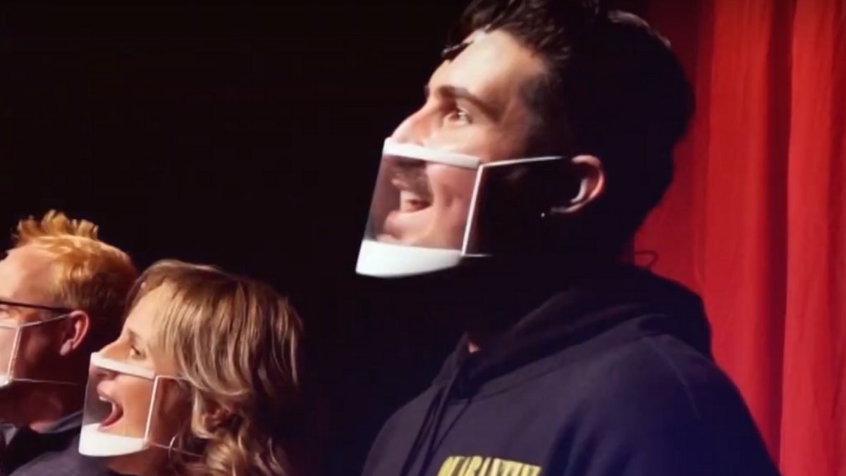 theclearmask's tweet photo. The arts bring joy, passion, and more to society. It's great to see talented groups of performers utilizing the ClearMask™ brand to sing and provide entertainment. Kudos to the artists of @The__CENTER for knowing how to put on a show! For more info, visit https://t.co/3ZY69Z9iHV https://t.co/wVv4RhTKXh