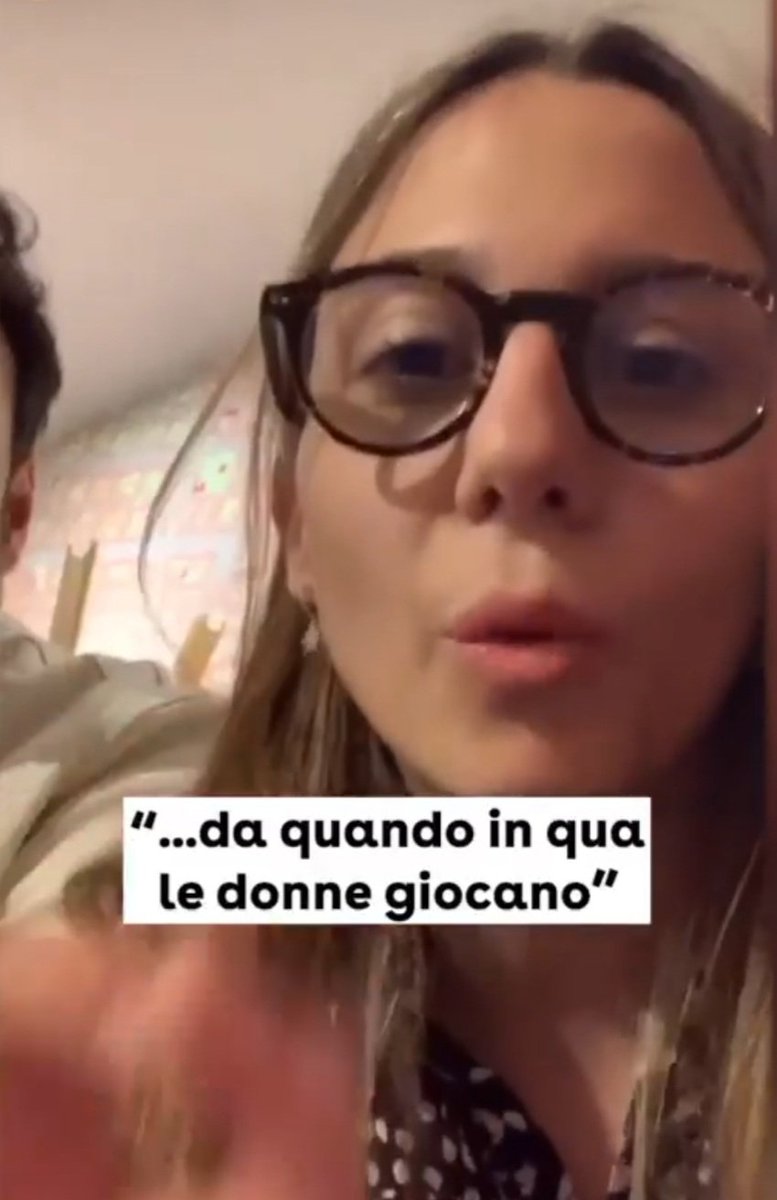 SFlaviafs's tweet photo. La mamma dei sessisti è sempre incinta e i sessisti sono pure peggio dei cretini.
#auroraleone https://t.co/1YFDHYTZSs